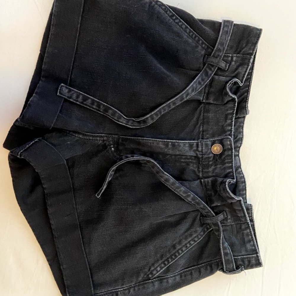 Hollister High Rise Mom Paperbag Shorts